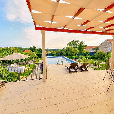 Villa Sun Cilipi Bagian luar foto